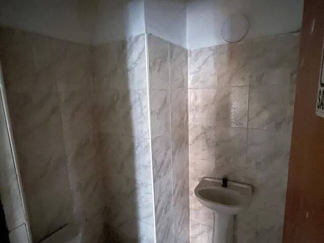 Local / Casa Comercial para Alquiler en Valencia - 4