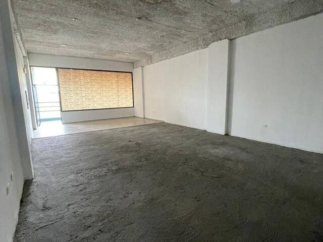 Local / Casa Comercial para Alquiler en Valencia - 4