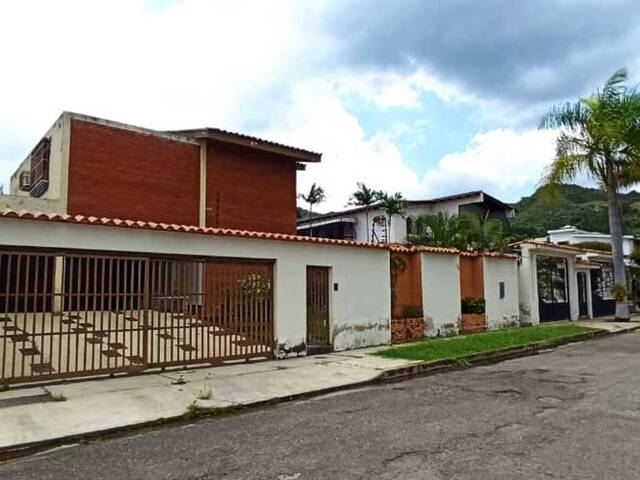 Venta en La Viña - Valencia