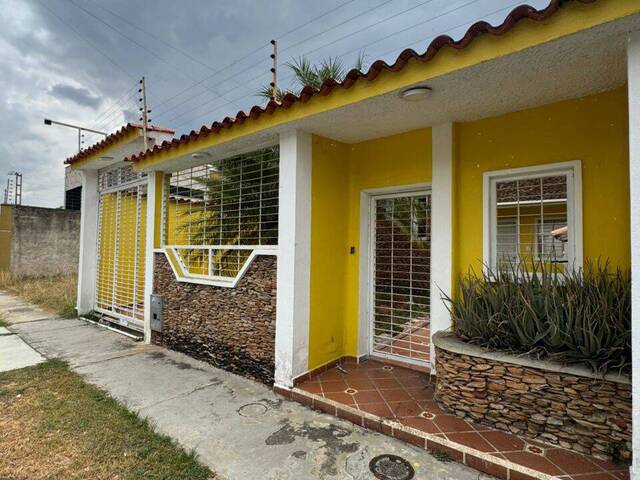 #328376 - Casa para Alquiler en Valencia - G