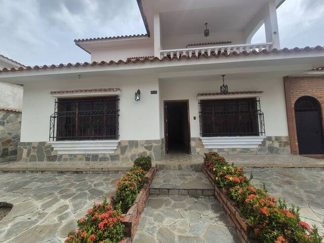 #30895 - Casa para Venta en Valencia - G
