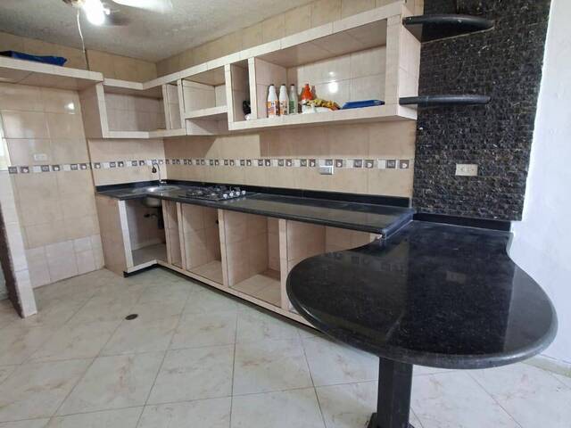 Apartamento para Venta en Los Guayos - 4