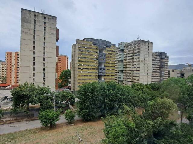 Apartamento para Alquiler en  Naguanagua - 3
