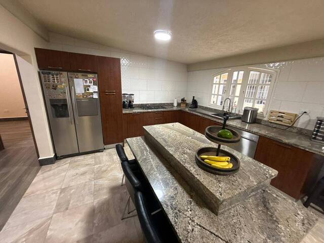 Casa para Venta en  Naguanagua - 3