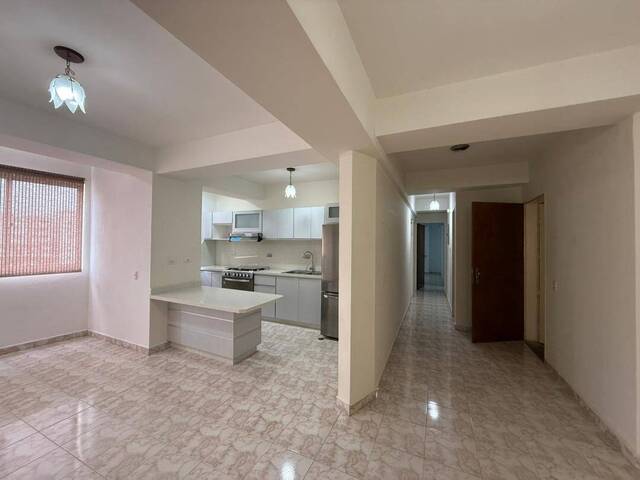 Apartamento para Alquiler en  Naguanagua - 5