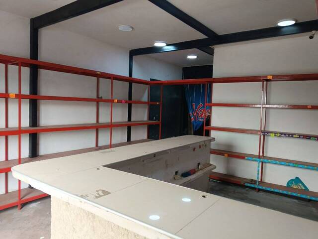 Local / Casa Comercial para Alquiler en Tocuyito - 3