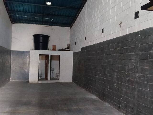 Local / Casa Comercial para Alquiler en Tocuyito - 5