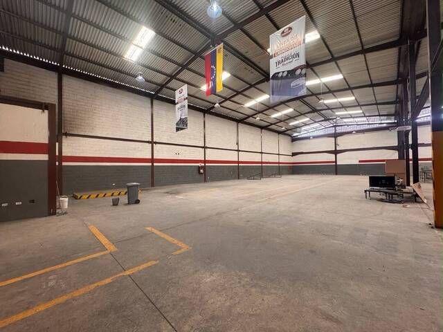 Alquiler en Zona Industrial Castillito - Valencia