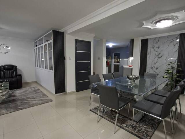 Townhouse para Venta en San Diego - 3