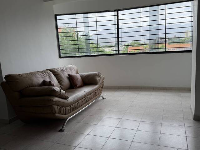Apartamento para Alquiler en  Naguanagua - 5