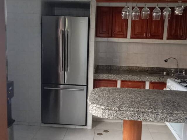 Apartamento para Alquiler en  Naguanagua - 2