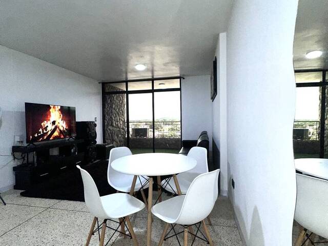 Venta en Santa Rosa - Valencia