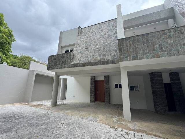 Townhouse para Venta en Valencia - 2