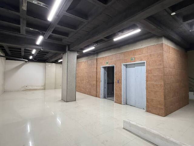 Local / Casa Comercial para Venta en San Diego - 2