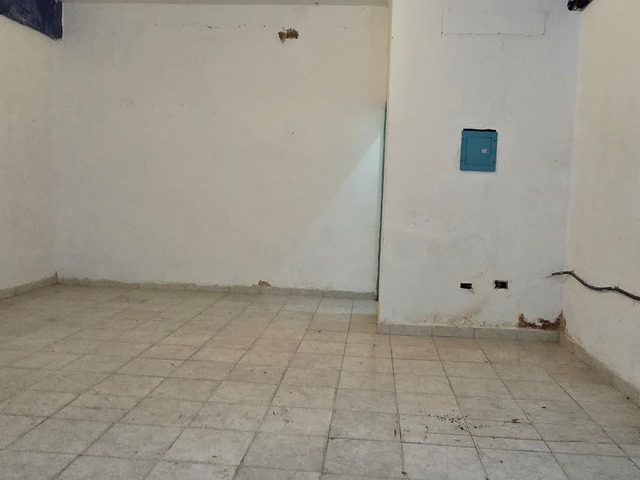 Local / Casa Comercial para Alquiler en  Naguanagua - 3