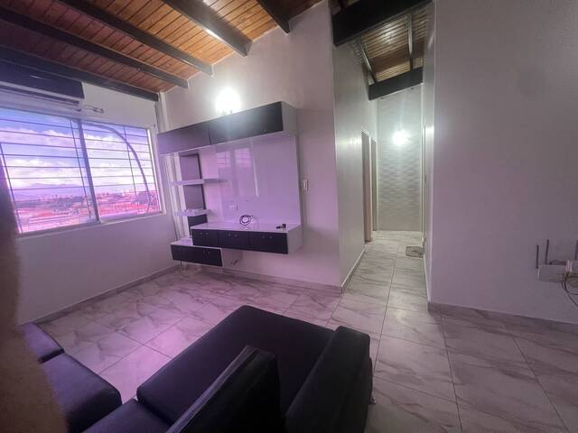 Apartamento para Venta en Los Guayos - 3