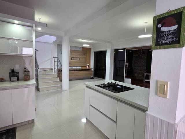 Townhouse para Venta en Valencia - 2