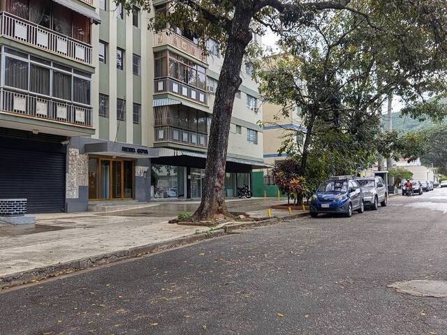 Local / Casa Comercial para Venta en Valencia - 3