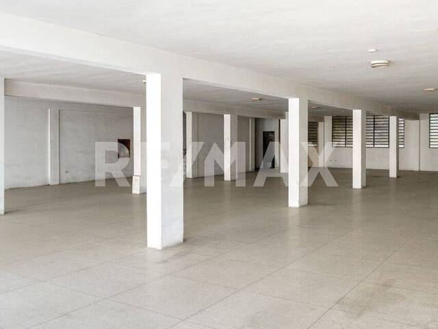 Edificio comercial para Venta en Valencia - 5