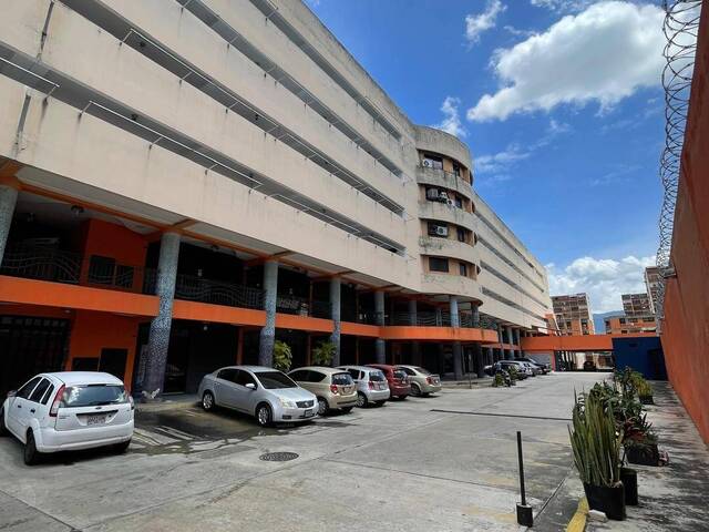 Local / Casa Comercial para Alquiler en Naguanagua - 2