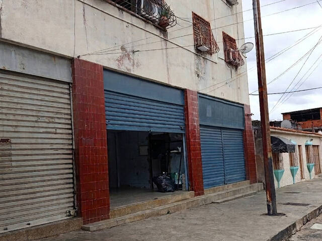 Local / Casa Comercial para Venta en Valencia - 2