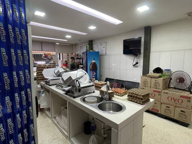 Local / Casa Comercial para Venta en Valencia - 2