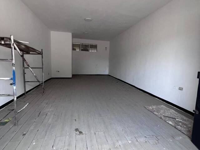 Local / Casa Comercial para Alquiler en Valencia - 4