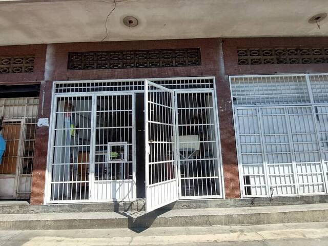 #201912 - Local / Casa Comercial para Venta en Valencia - G