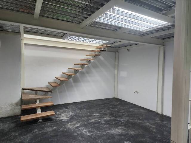 Local / Casa Comercial para Venta en  Naguanagua - 5