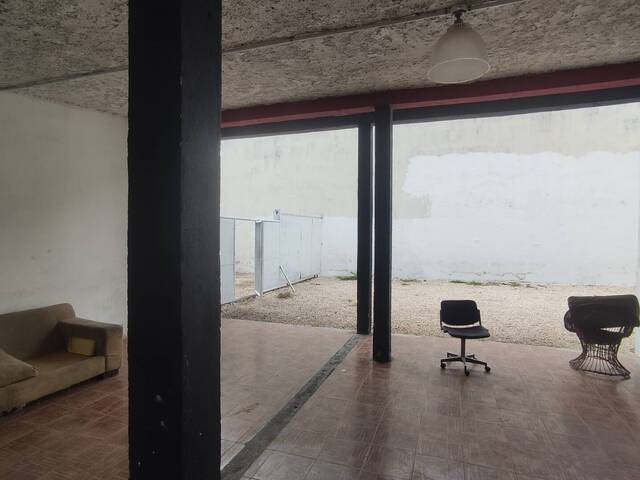 Local / Casa Comercial para Alquiler en  Naguanagua - 5