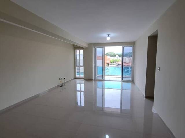 Apartamento para Venta en  Naguanagua - 3