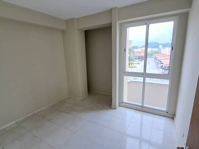 Apartamento para Venta en  Naguanagua - 4