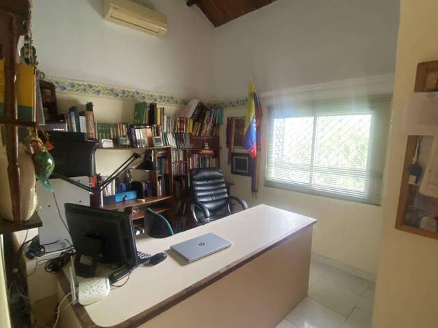 #272222 - Casa para Venta en  Naguanagua - G - 3