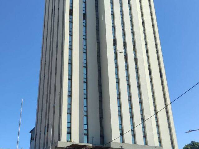 Venta en Avenida Cedeño - Valencia