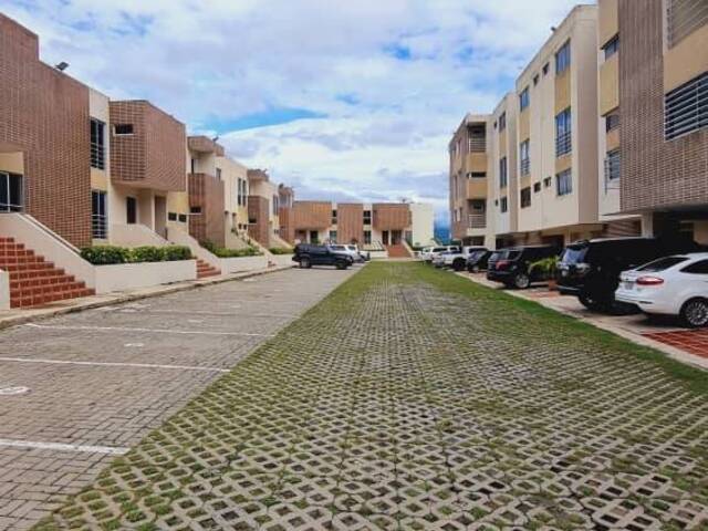 #262632 - Townhouse para Venta en  Naguanagua - G - 3