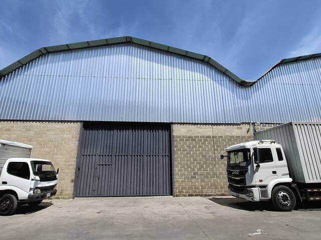 Venta en Zona Agro Industrial El Recreo - Valencia