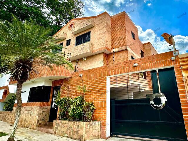 #284555 - Townhouse para Venta en Valencia - G - 1