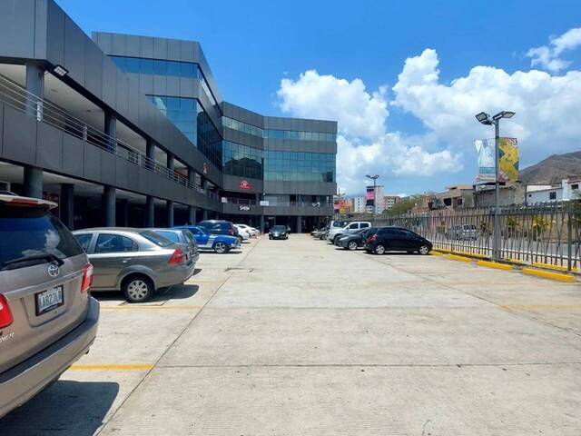 Local / Casa Comercial para Venta en  Naguanagua - 5