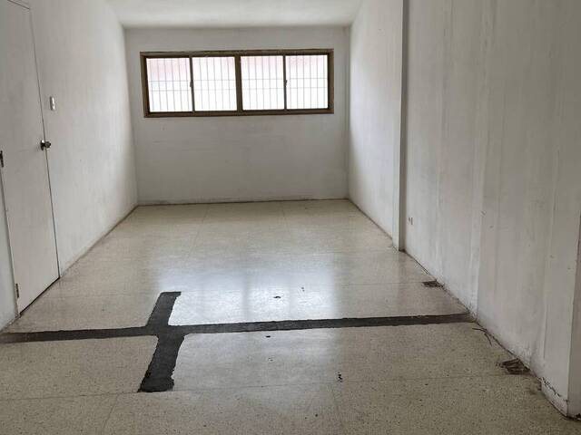 Local / Casa Comercial para Venta en Valencia - 4