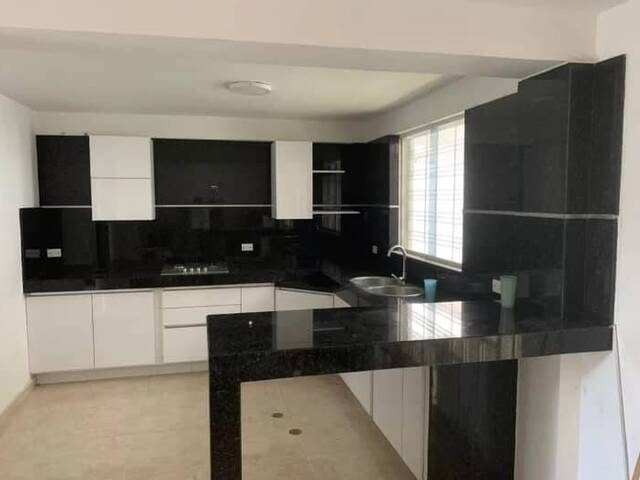 #304767 - Townhouse para Venta en  Naguanagua - G - 3