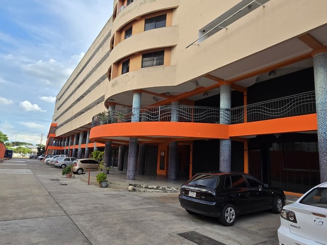 #311409 - Local / Casa Comercial para Venta en  Naguanagua - G - 1