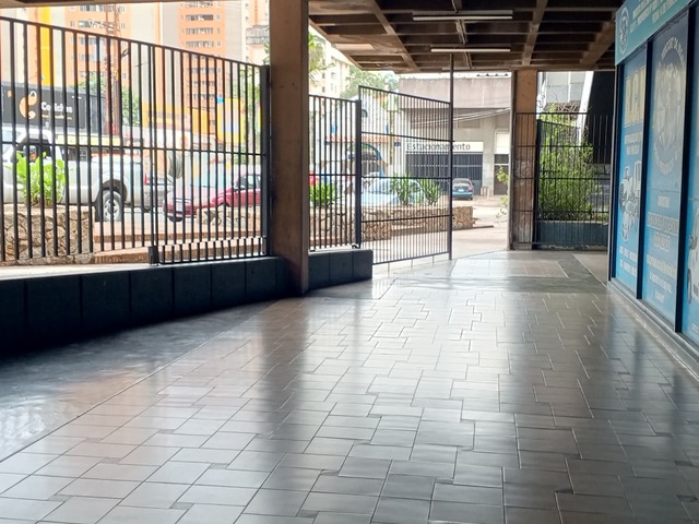 Local / Casa Comercial para Venta en Valencia - 2