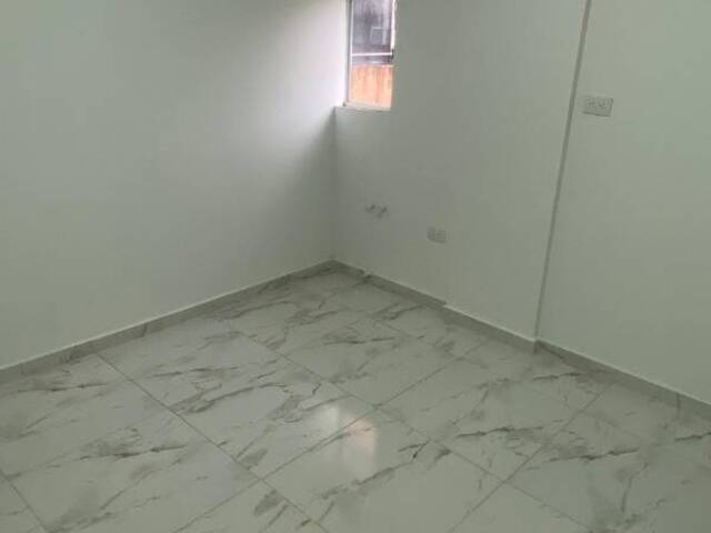 Consultorio para Alquiler en Valencia - 4