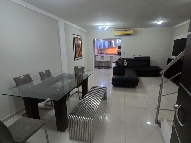 Townhouse para Alquiler en Valencia - 4