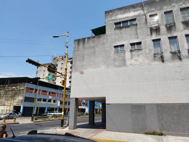 Edificio comercial para Venta en Valencia - 4