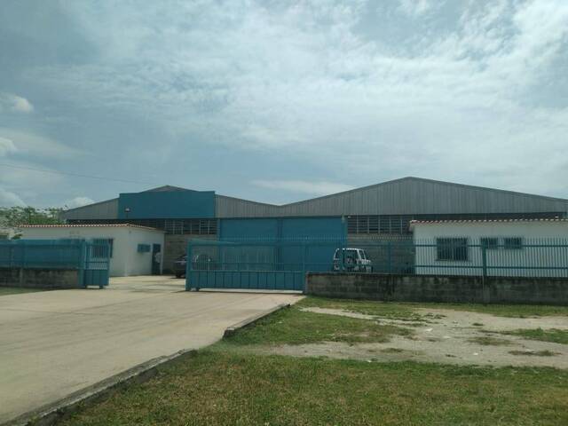 #328603 - Galpón para Venta en Los Guayos - G
