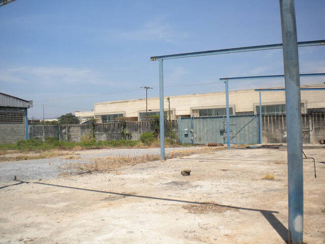 Galpón para Venta en Los Guayos - 4