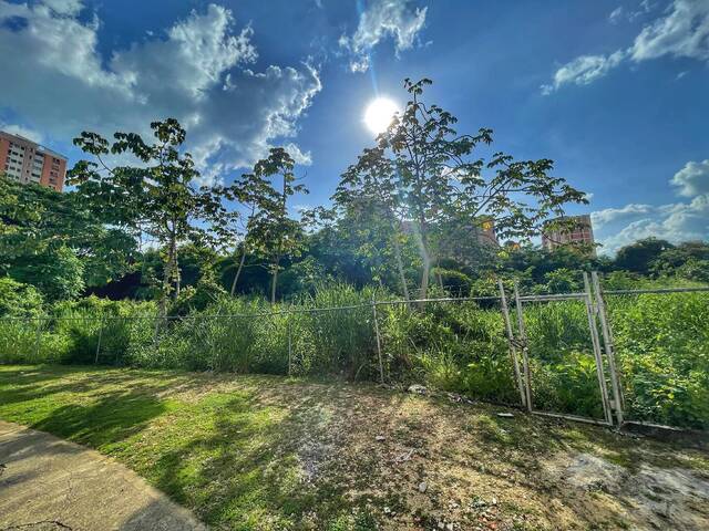 Terreno para Venta en Valencia - 2