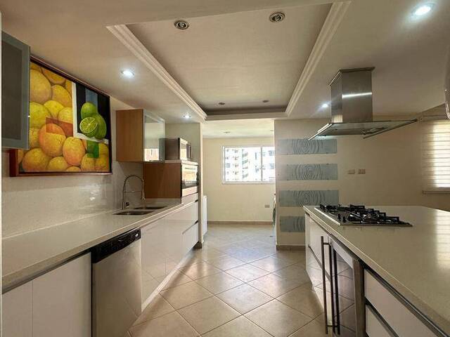 Apartamento para Alquiler en Valencia - 2
