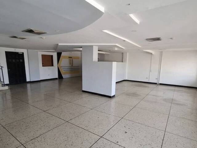 Galpón para Venta en Valencia - 2